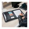 Carpeta con compartimiento y cierre | Regalos Corporativos